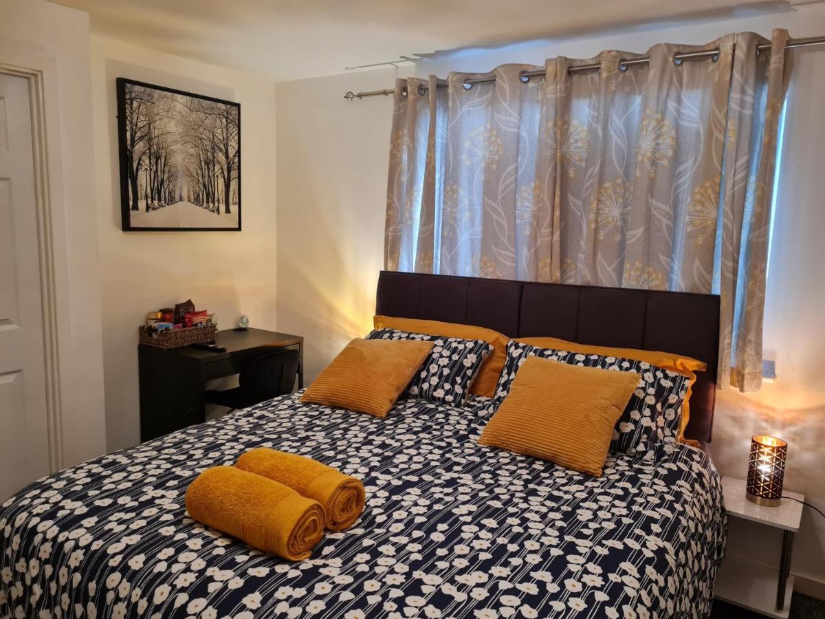 M&B Haven - Sittingbourne Apartment Ngoại thất bức ảnh