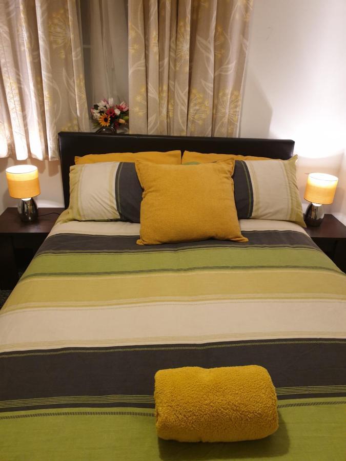 M&B Haven - Sittingbourne Apartment Ngoại thất bức ảnh